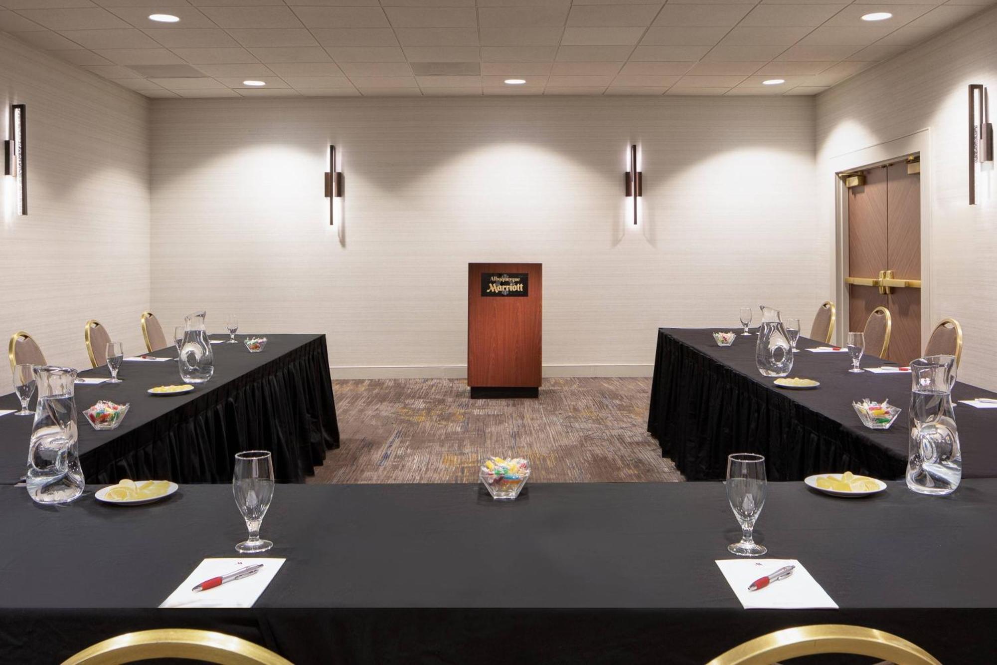 Marriott Albuquerque Hotell Eksteriør bilde